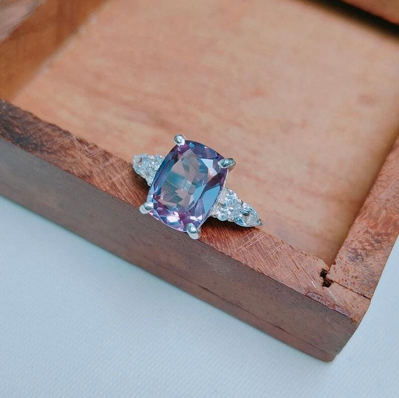 Alexandrite Ring, 925 Sterling Silver , Cushion Ring Color Change Stone Ring - Image 3 of 4