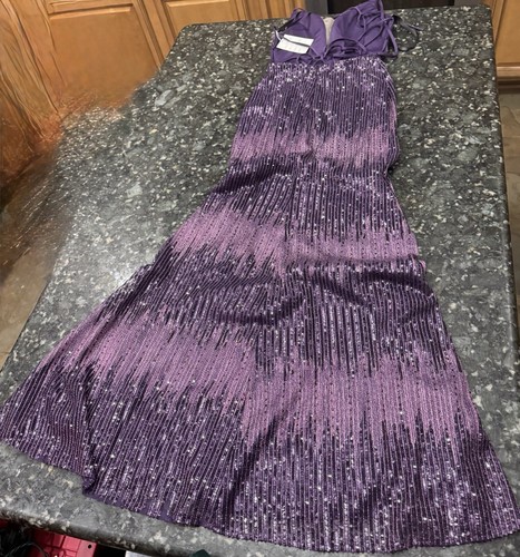 NWT Envious Couture Long Ball Gown/Prom Dress/Party Dress. Lace-Up Corset Back - Picture 8 of 16