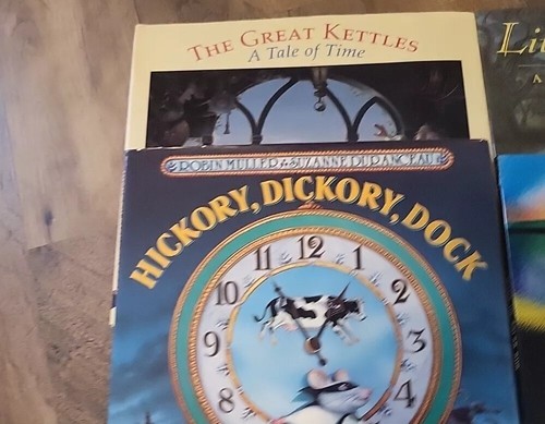 Lot Of 5 Hardcover Books Hickory, Dickory, Dock Robin Muller Suzanne Duranceau - Imagen 4 de 9