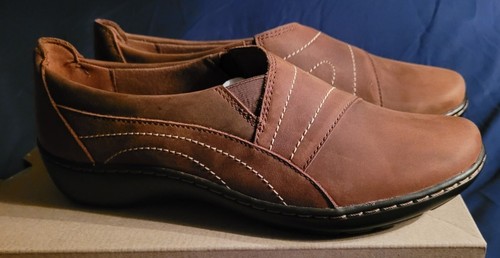 Clarks Womens Cora Edge Brown Slip-On Sneakers Shoes 8.5 Medium (B,M) 67554 - Picture 7 of 12