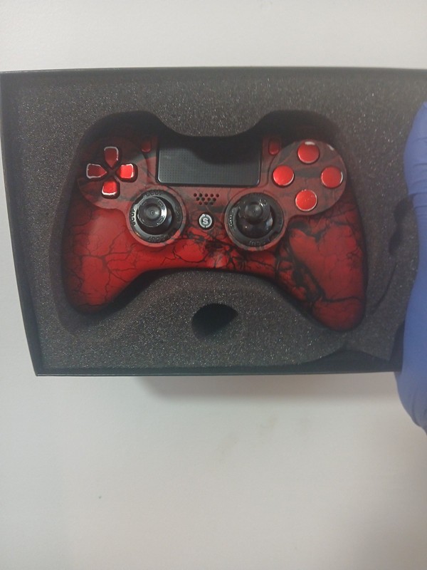 ps5 red controller Scuf Aning