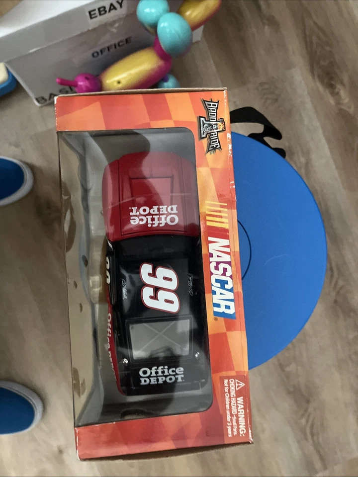 Badd Ride 1967 Shelby GT-500 2006 rojo y negro Carl Edwards #99 Office Depot 1:24 Foto 2 de 4