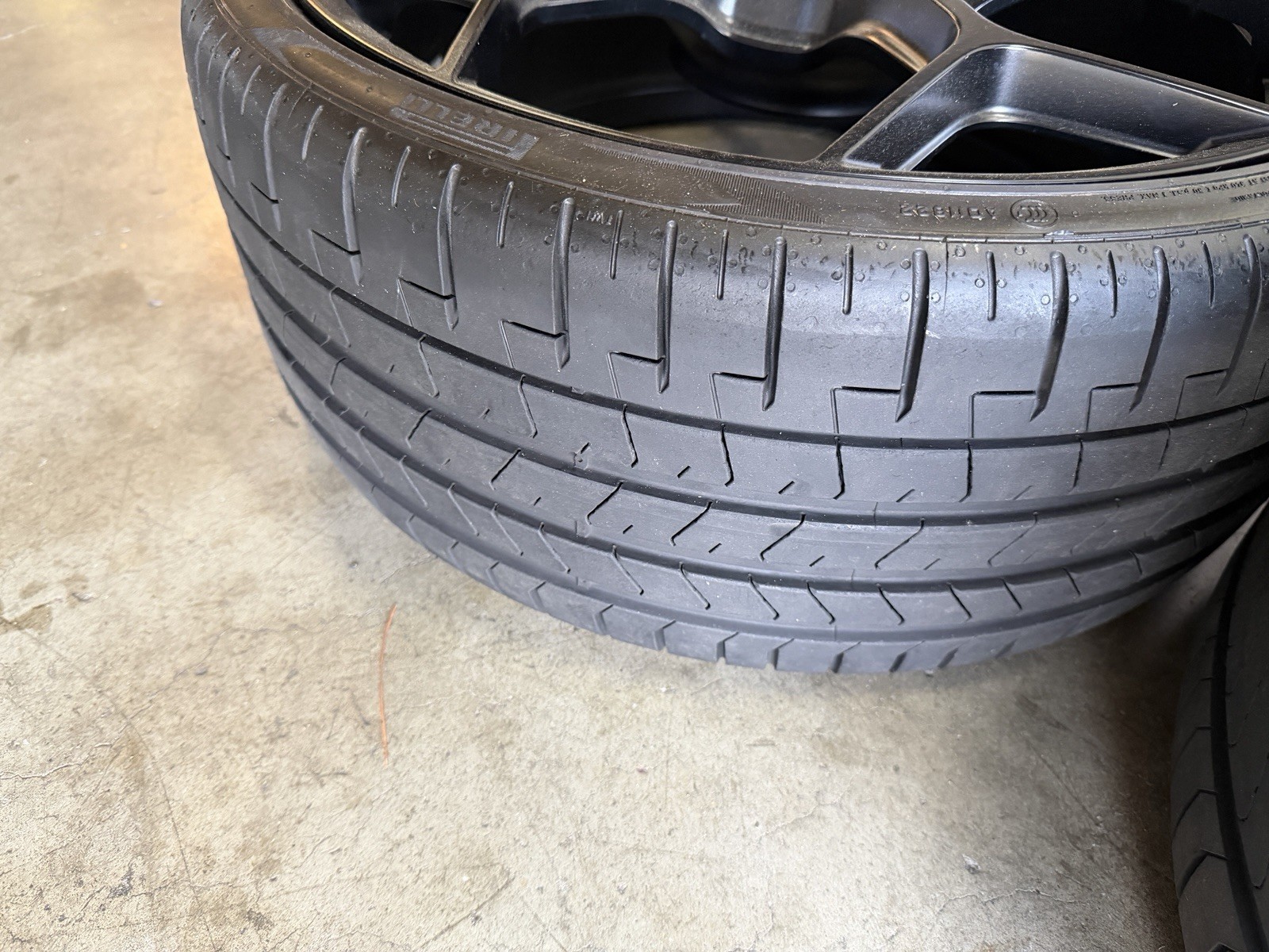 Lamborghini Huracan Performante Rims and Tires