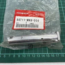 50711-MN9-000 Genuine Honda RH Right Pillion Step Peg Foot Rest Bar NX 650 NOS