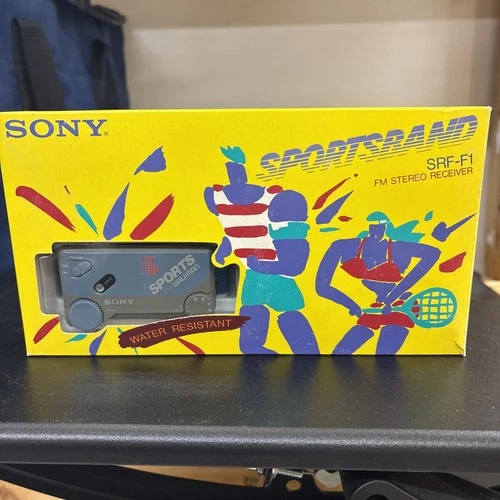 Vintage 1986 Sony Walkman Sports brand - VERY RARE -