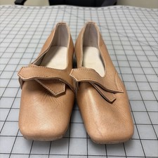 Repro NEUF, chaussures femme cuir marron coupe basse jamais portées 15ème-16ème siècle, taille 8 (w)
