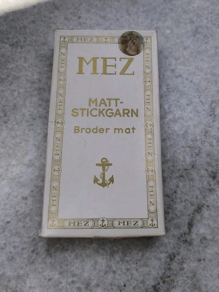 Lot of vintage cotton for embroidery by DMC, 15 pieces - Image 2 of 4