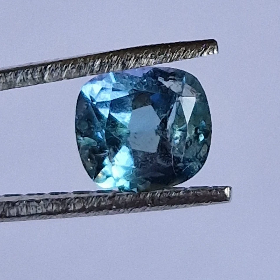 0.7cts Chromium Kornerupine. No Treatment. Kalalani, Tanzania. #SK070 - Imagen 3 de 4