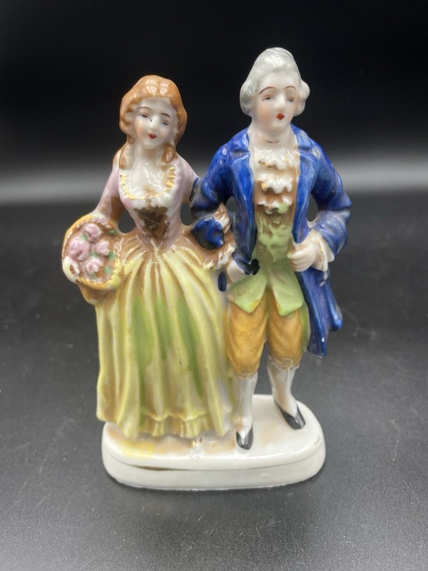 Colonial Couple Figurine Made in Occupied Japan Hand Painted 6" tall