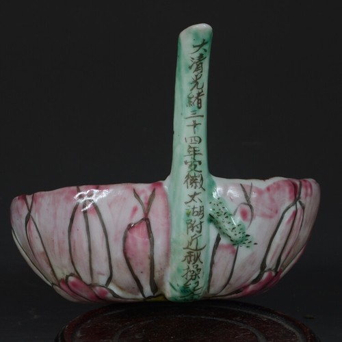 Chinese Famille Rose Porcelain Made Lotus Flower Lotus Leaf Statue plate art - Picture 3 of 5