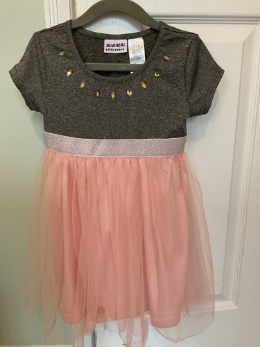 4T Lot Of 4 Dresses Spring/Summer + 1 Minnie zip up hoodie - Picture 12 of 18