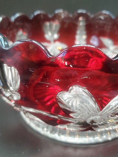 Red & Clear Cut Bowl Flowers With Scalloped Edge. 8" Across X 4" Height - Picture 9 of 14