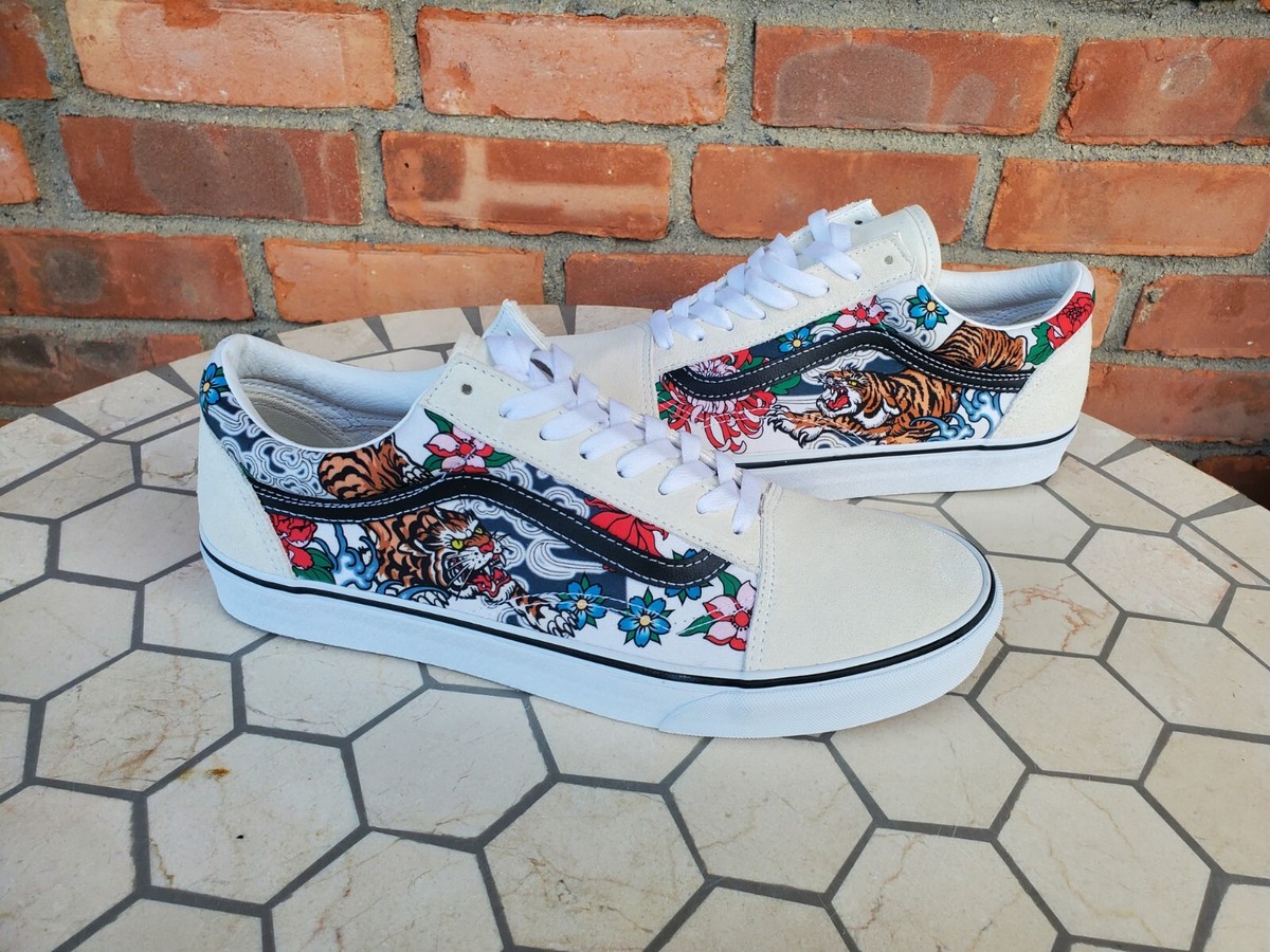 Vans Old Skool Tiger Floral Multi True White Size US 8 Men Vans Old Skool Tiger Floral Multi True White Size US 8 Men