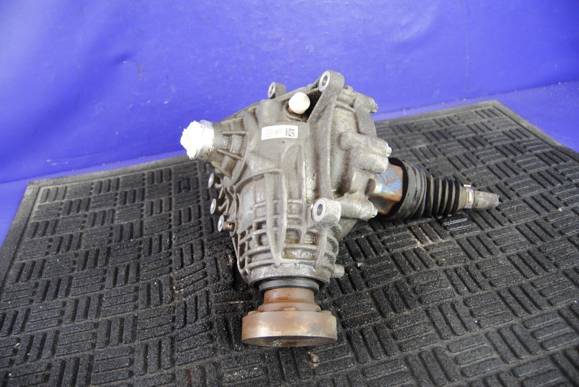 14-19 Maserati Quattroporte S AWD 3.0L Front Differential 06700077220 OEM
