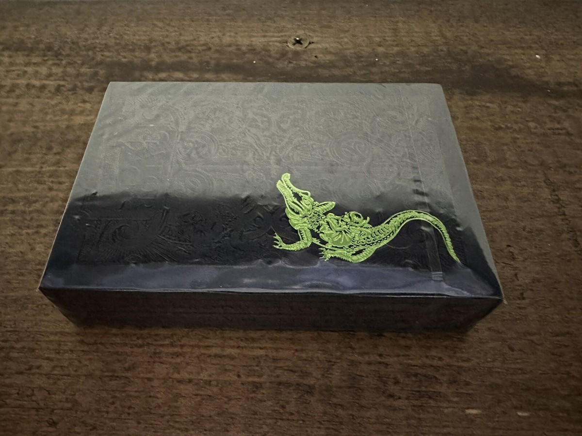 RARE, NEW & SEALED - Green Gatorback Playing Cards by David