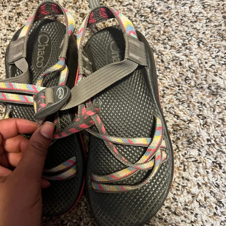 Sandalias deportivas Chaco con correa arco iris aventura al aire libre senderismo zapatos acuáticos Foto 4 de 4
