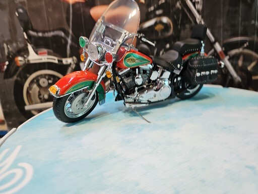 希少　Harley-Davidson コレクションセット H-D 1:12 Scale Diecast 2015 Street Glide | Harley-Davidson USA