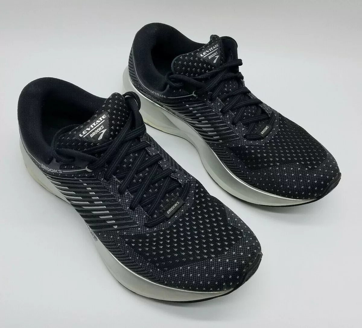 Brooks Levitate DNA AMP Women's Size 10 B (Medium) Running Shoes Black  Silver