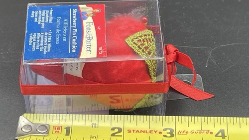 Fons And Porter Dresden Strawberry Pin Cushion NIP - Picture 6 of 6