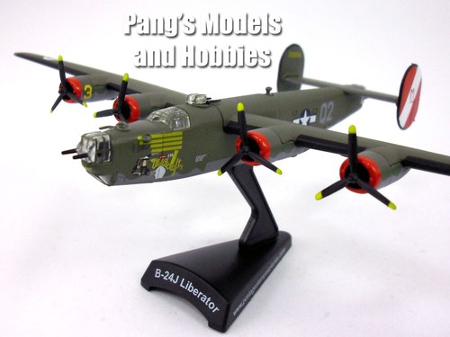 Consolidated B-24 Liberator "Witchcraft" 1/163 Scale Diecast Metal Model - Picture 2 of 9