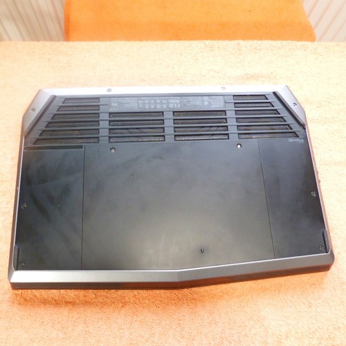 Alienware 15 R2 l 15 Zoll FULLHD Gaming GTX l 16GB RAM NEU l 1TB SSD Windows 11 - Bild 18 von 21