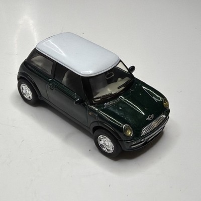 Kinsmart Mini Cooper British Racing grün/weiß Pull-Back Motor 1:56 Diecast