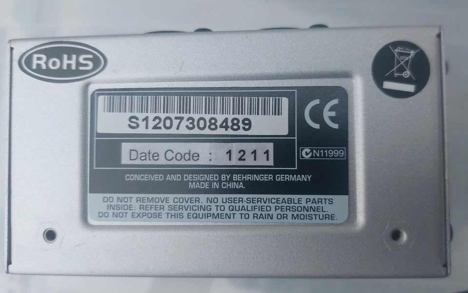 Behringer PS400 Micro-Power Phantomspeisegerät 12/48V mit Netzteil - Bild 4 von 4