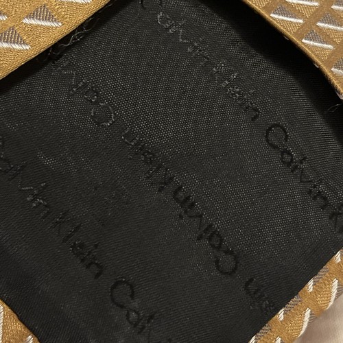 Calvin Klein Men's Silk Tie 60” X 4" Gold With Gray & Silver Triangles Geometric - Picture 6 of 8