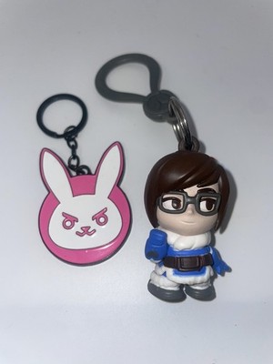 Lot of 2 Overwatch Keychain Backpack Hanger Mini Figure - Mei Blind Bag - Dva