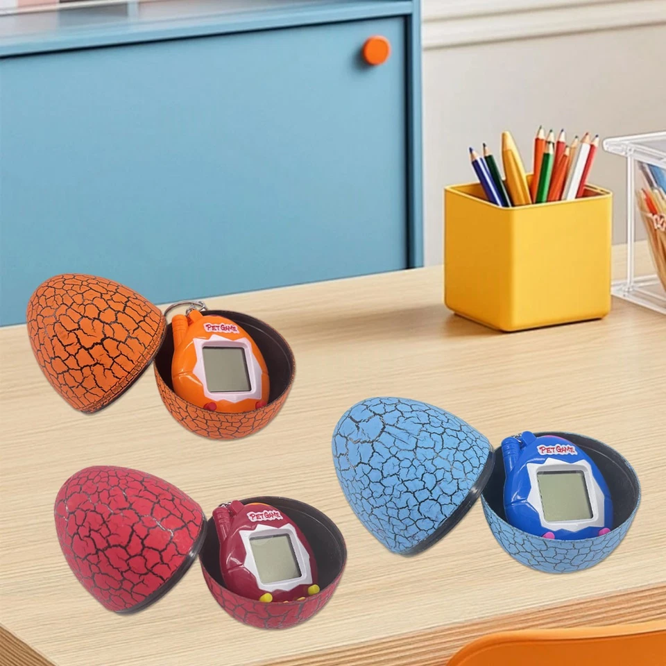 TAMAGOTCHI Electronic Virtual Cyber Pet Game Console 1990s Nostalgic Keyring NEW - Image 3 of 4