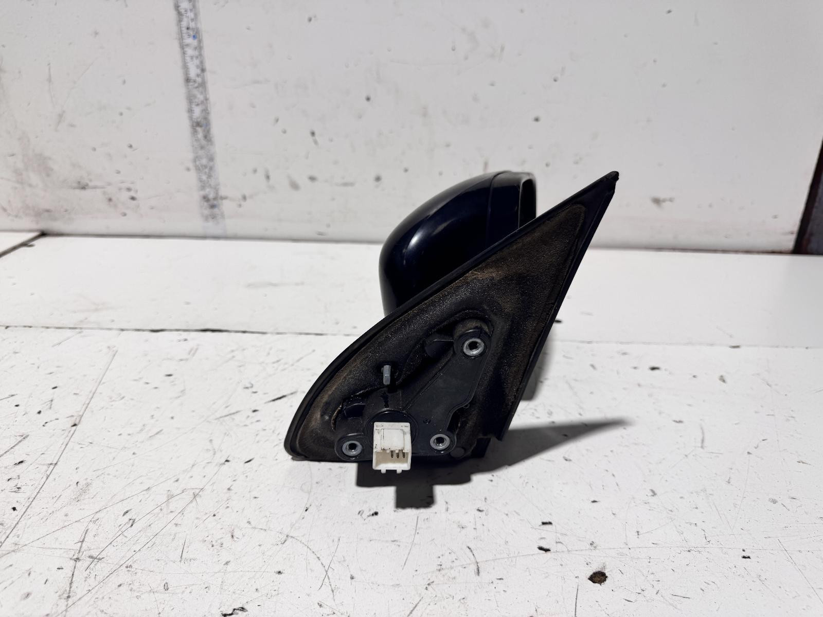 Mitsubishi Outlander Right Door Mirror ZE 12/2002-10/2006 - thumbnail 2