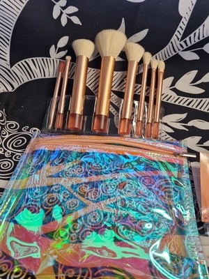 REAL TECHNIQUES The Wanderer Travel pcs Midi Size Make up Brush Kit  With Bag UK
