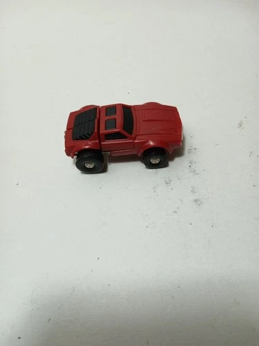 Vintage Hasbro G1 Transformer Autobot Minicar Windcharger Action Figure.