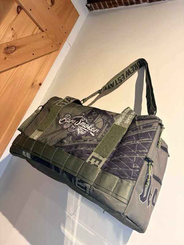 Drew Estate Barn Smoker Duffel Bag - New