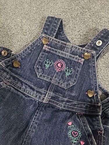 CARHARTT Girls Jean Overalls Size 9 Months Adoranle Flowers And Hearts - Picture 2 of 4