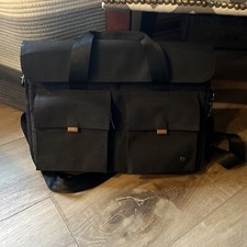 PKG - Shoulder Bag for 16" Laptop - Black