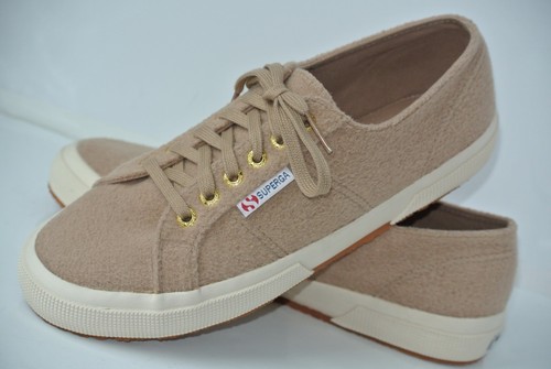 tan supergas