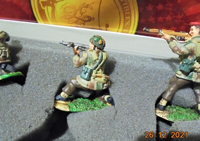 Figurine Soldat CONTE COLLECTIBLES – "Somebody Pot That Chap" Britains, WWII-002, échelle 1:32