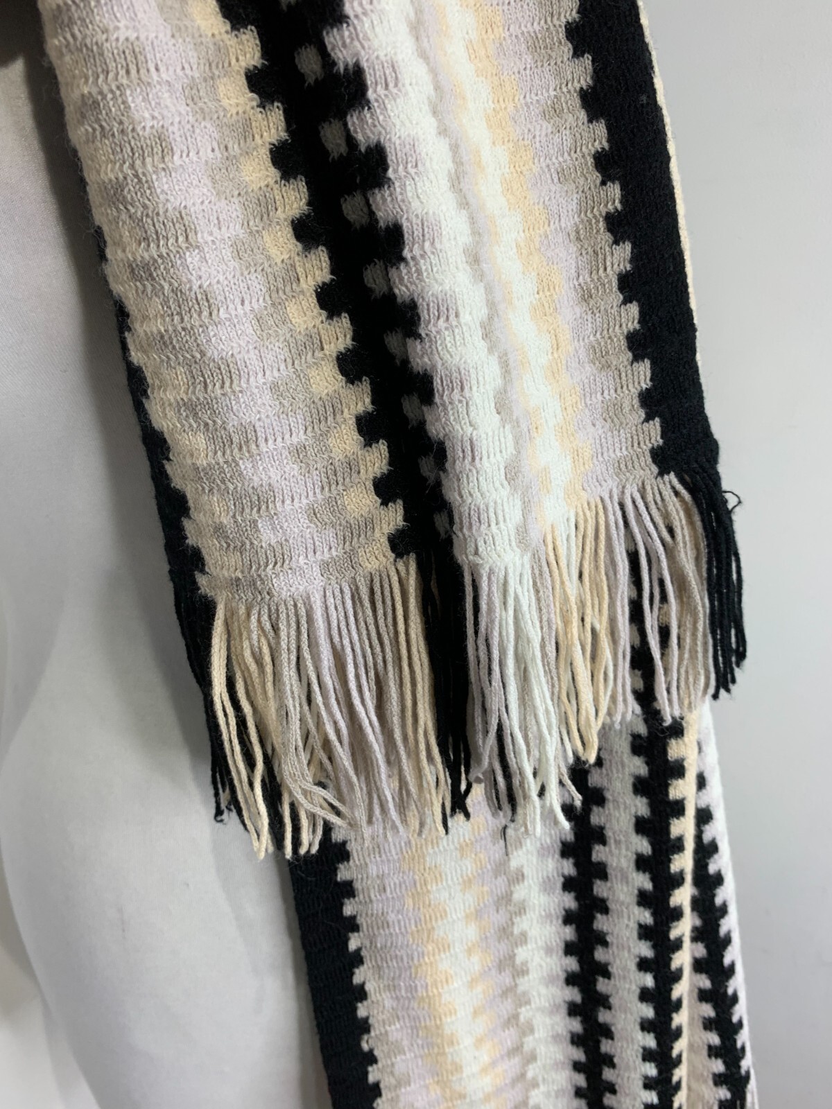 Missoni zig zag geometric pattern knit scarf VGC … - image 4