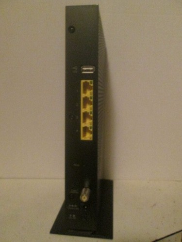 Netgear AC 1750 WiFi Cable Modem Router - Picture 5 of 10