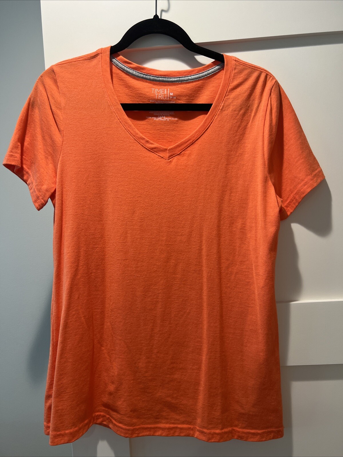 Time And Tru Women’s V Neck Cotton T Shirt Orange M 8-10