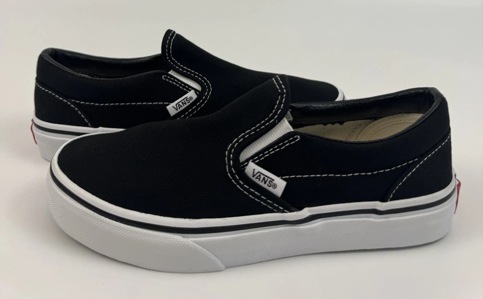 NUOVE scarpe Vans Classic slip on taglia 3 nero bianco vero VN000ZBU6BT giovani bambini