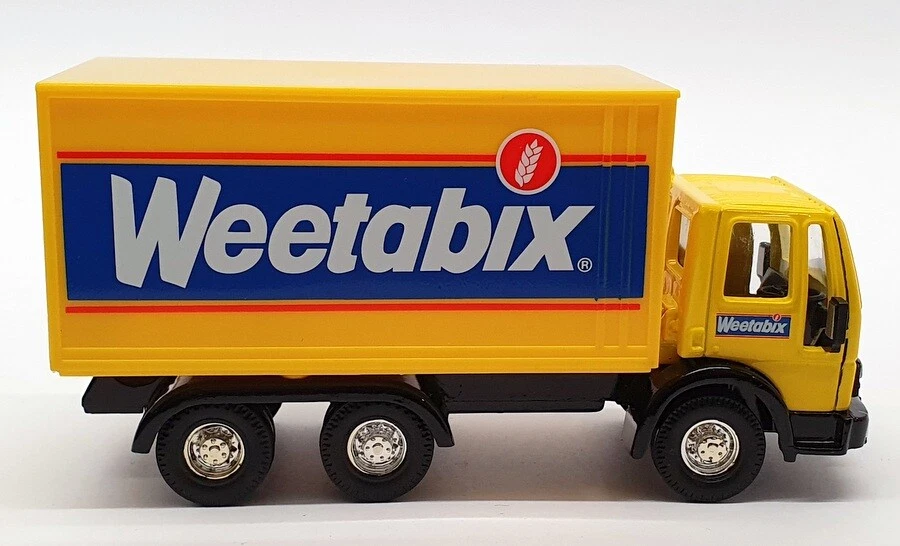 Corgi 1/50 Scale Diecast 59603 - Ford Cargo Box Van - Weetabix - Image 3 of 4