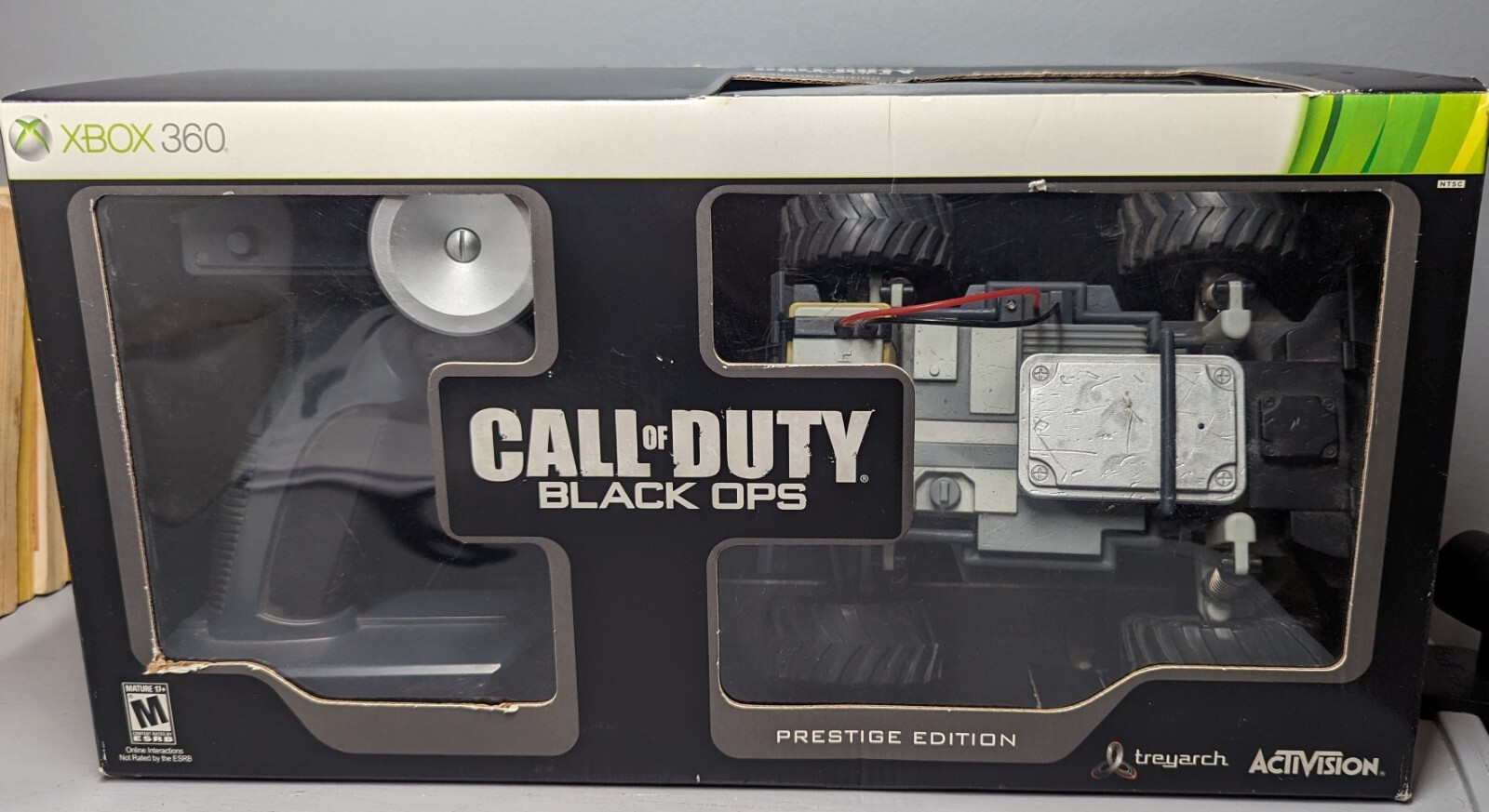 Call of Duty Black Ops RC-XD Remote Control RC Car 2010 Jakks Pacific Activision