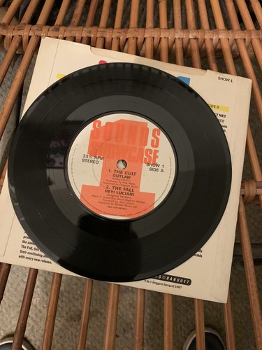 Sounds Showcase Vol.1 The Cult Outlaw Vinyl 7" The Fall Adult Net Indie Rock EP - Picture 5 of 5