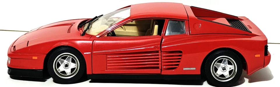 Ferrari Testarossa 1984 rojo - escala 1:18 Burago diecast - sin caja - **Leer Foto 2 de 4
