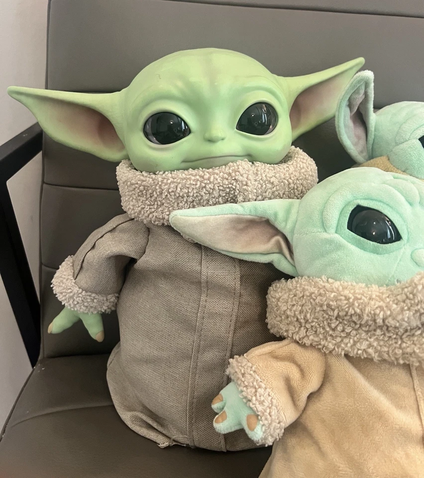 Lote de juguetes de peluche Mattel Star Wars The Mandalorian Grogu Foto 3 de 4