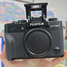 Fujifilm X-T20 24.3MP Mirrorless Digital Camera XT20 Body Black W/Accessories