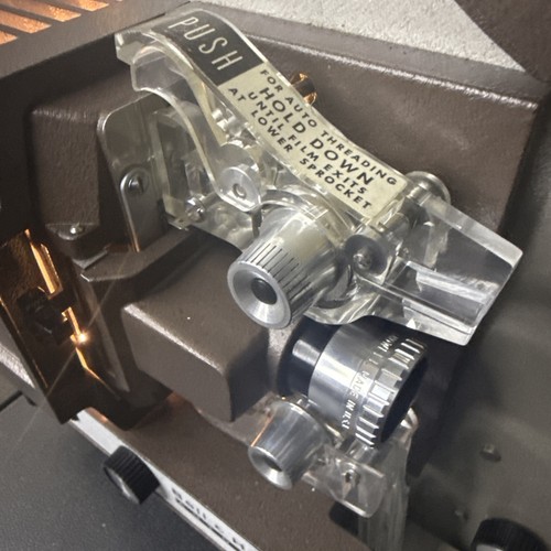 Vintage Bell & Howell 356A Super 8mm Autoload Projector Tested Working* - 第 6/16 張圖片