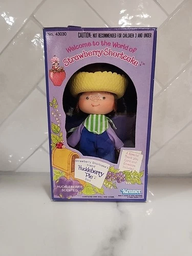 VTG 1981 Kenner Strawberry Shortcake Huckleberry Pie with Pupcake Pet #43030 NEW
